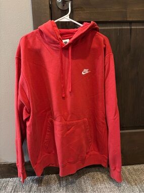 nike hoodie